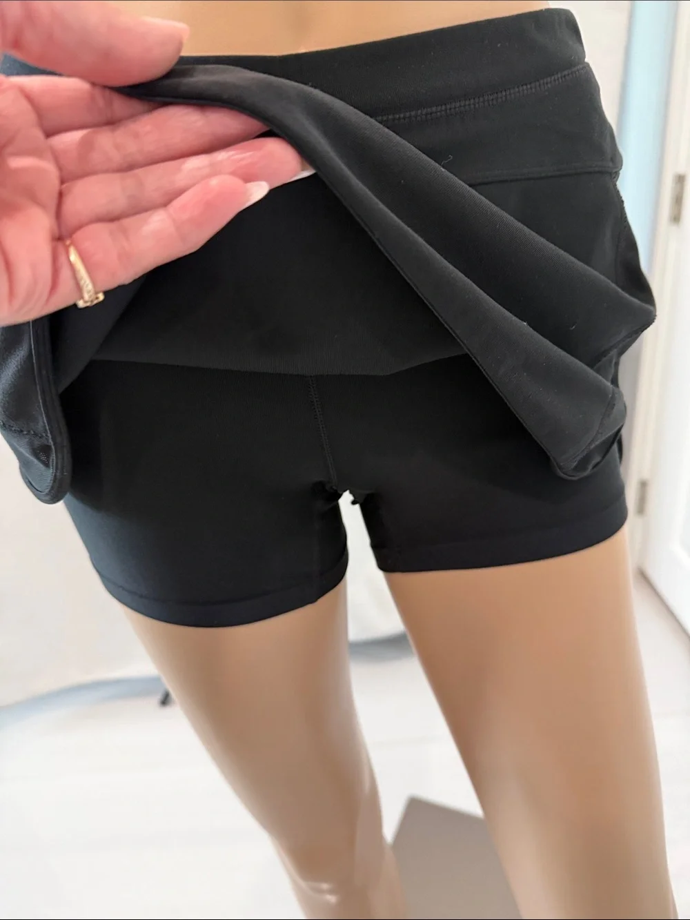 Nike Swift Dri-FIT Mid-Rise Skort Black Size S